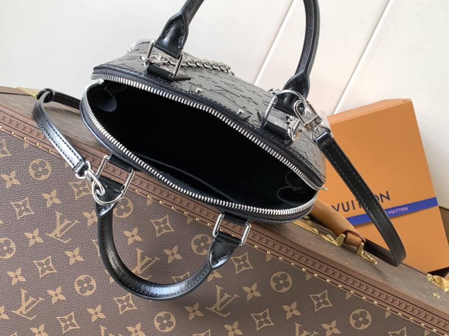 Louis Vuitton Alma BB M27812 23.5 x 17.5 x 11.5 3392