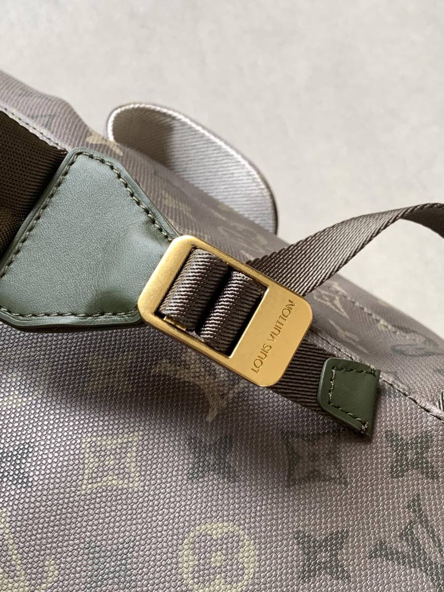 Louis Vuitton Christopher PM M27080 32 x 41 x 15 7107