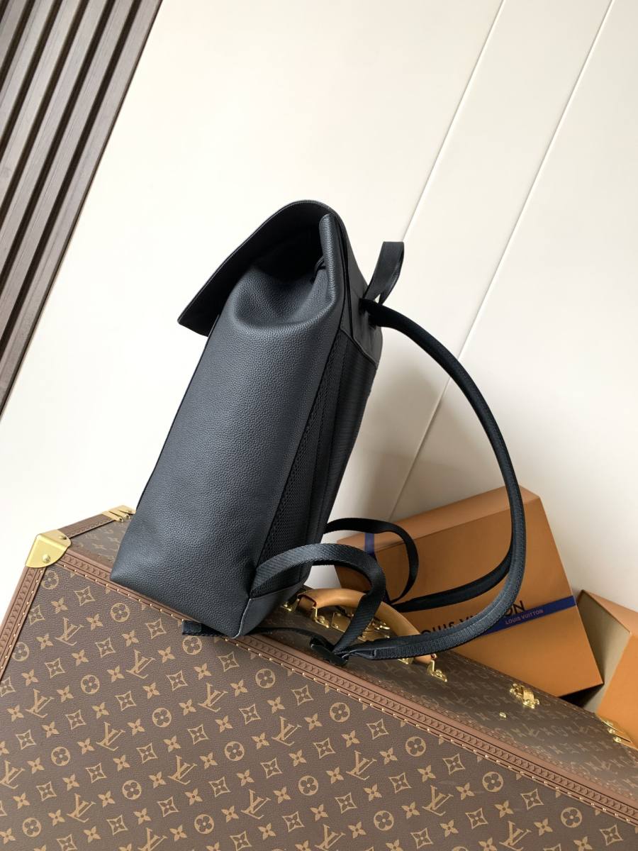 Louis Vuitton Fastline Backpack M15262 30 x 40 x 14 7408