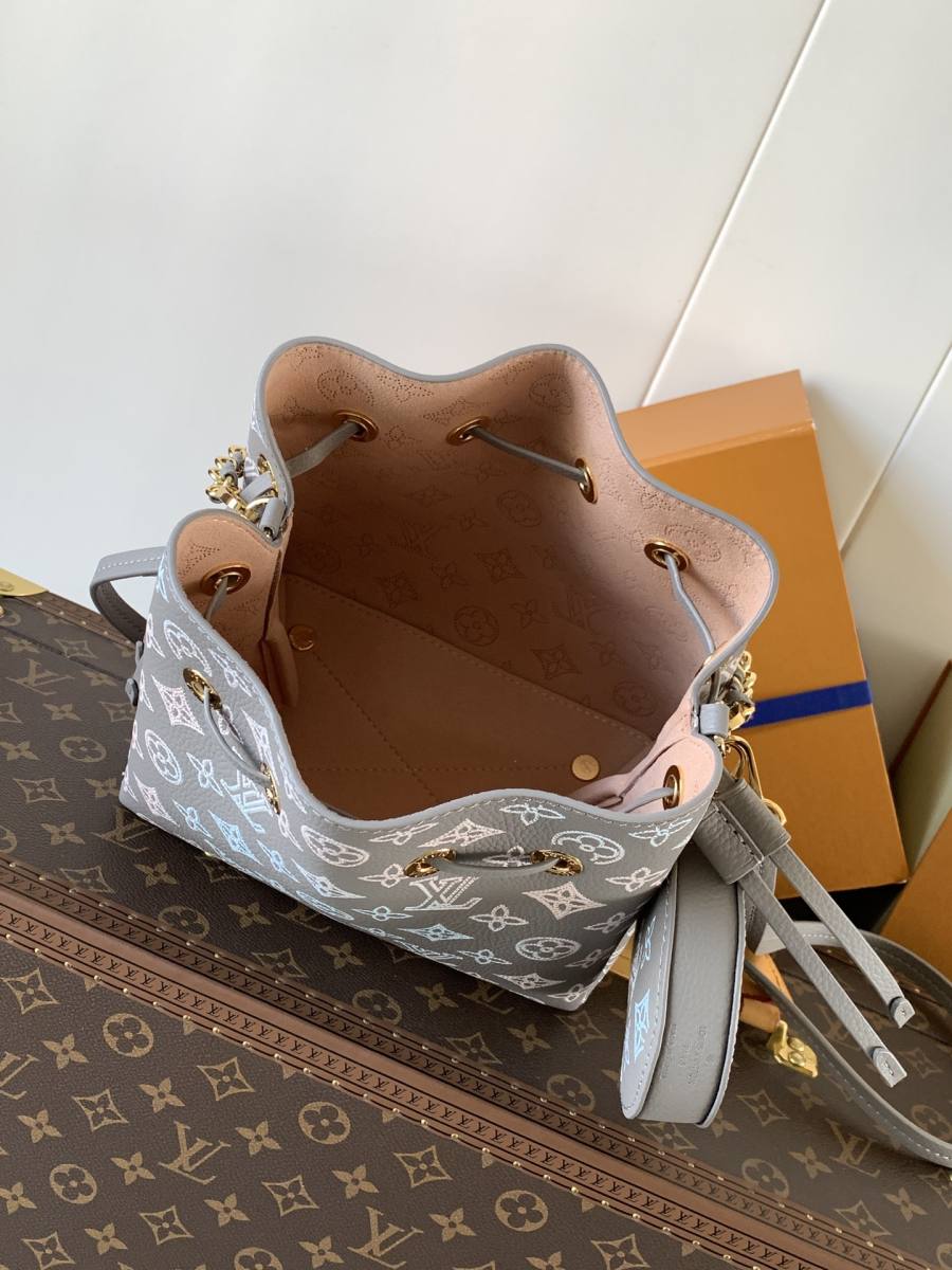 Louis Vuitton Handbag M23388 1ACD