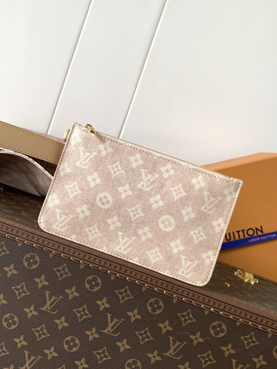 Louis Vuitton Handbag M25727 1798