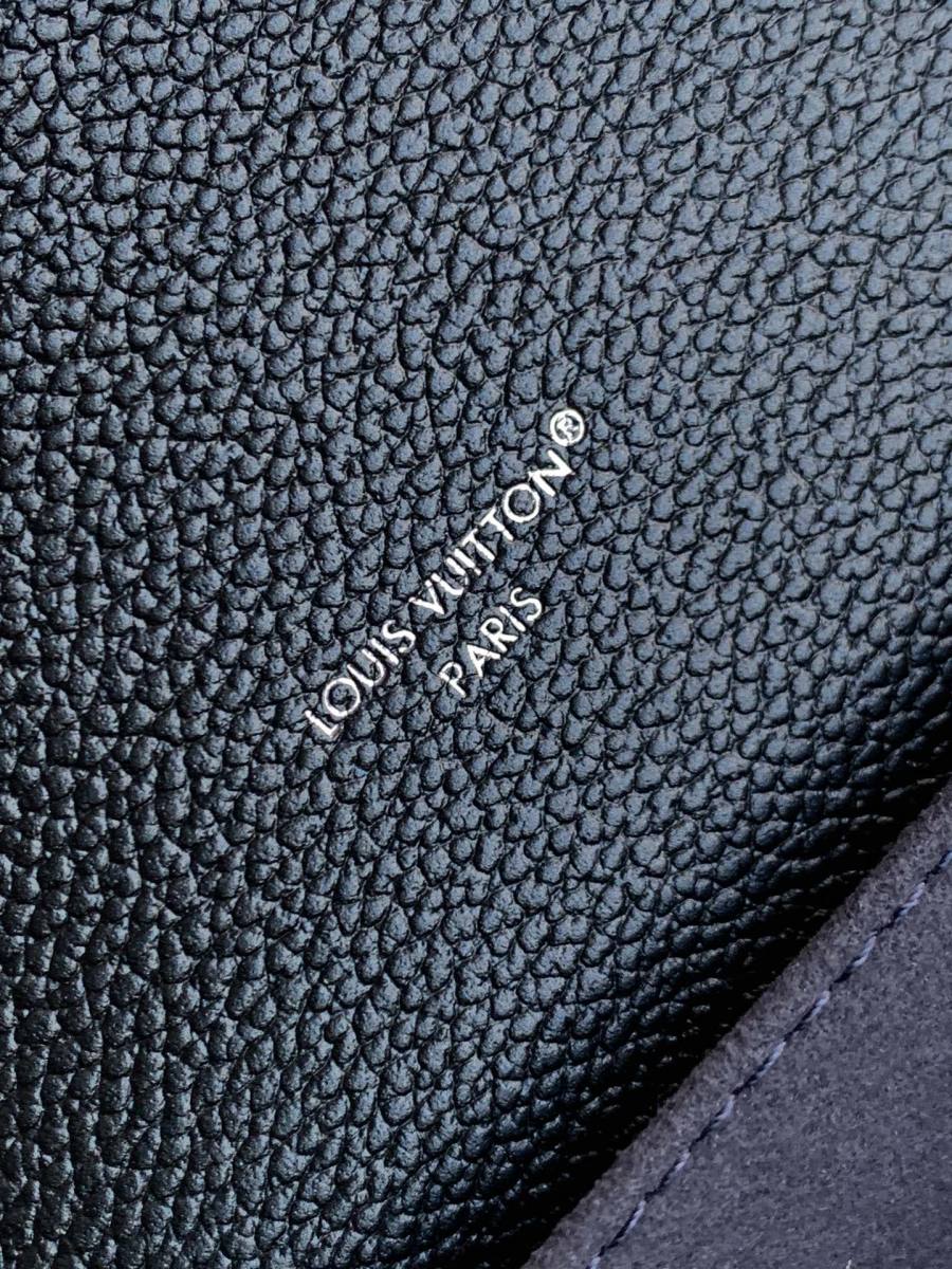 Louis Vuitton Handbag M46595 D85E