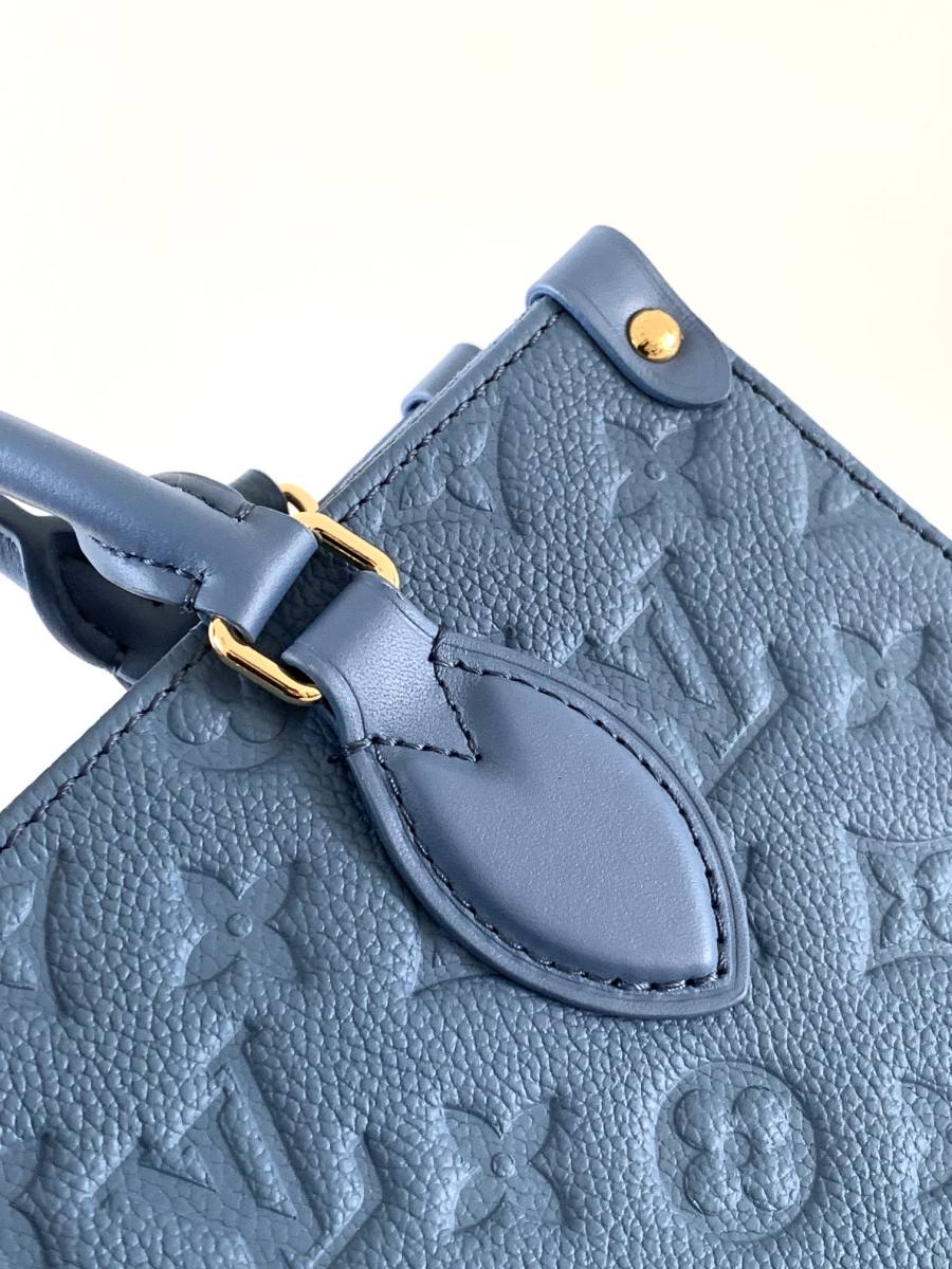 Louis Vuitton Handbag M46833 9D42