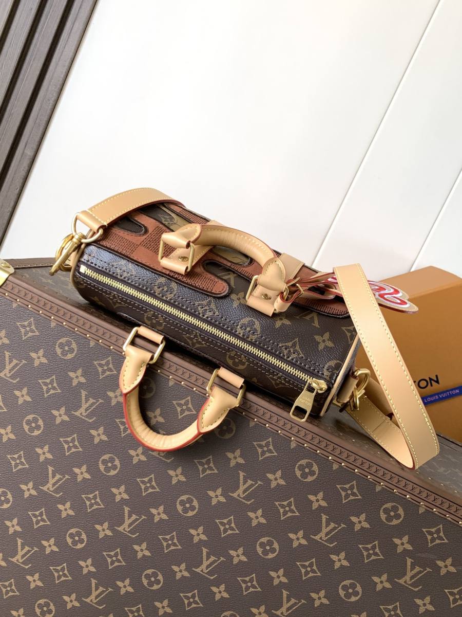 Louis Vuitton Keepall Bandoulière 25 M15428 25 x 15 x 11 A5EB