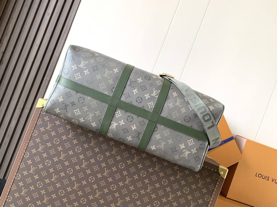 Louis Vuitton Keepall Bandoulière 50 M26959 50 x 29 x 22 DD70
