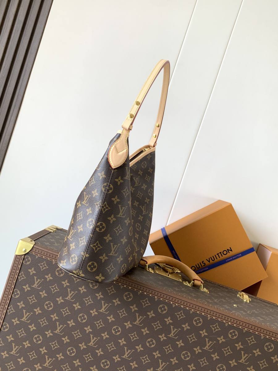 Louis Vuitton Lineup BB M27335 23 x 16 x 10 39F7