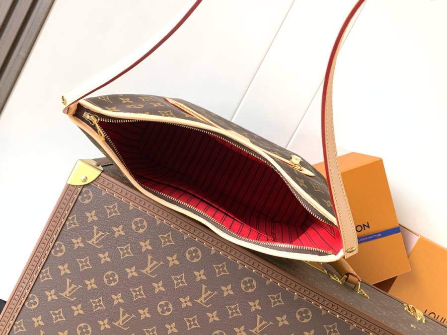 Louis Vuitton Lineup BB M27335 23 x 16 x 10 39F7