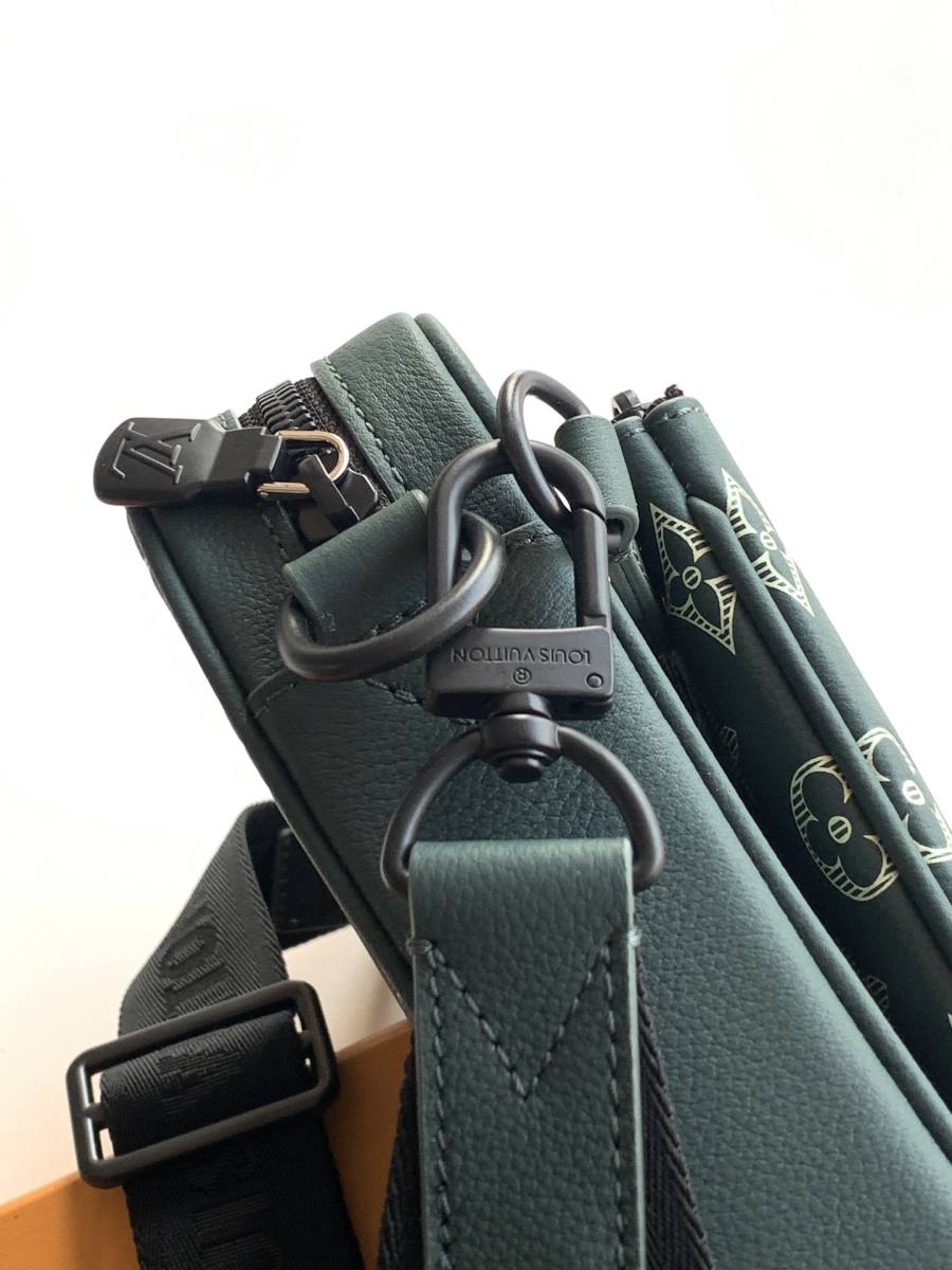 Louis Vuitton Messenger M27154 02C2