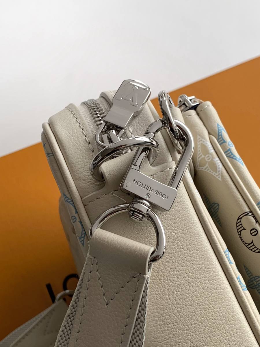 Louis Vuitton Messenger M28854 AE59