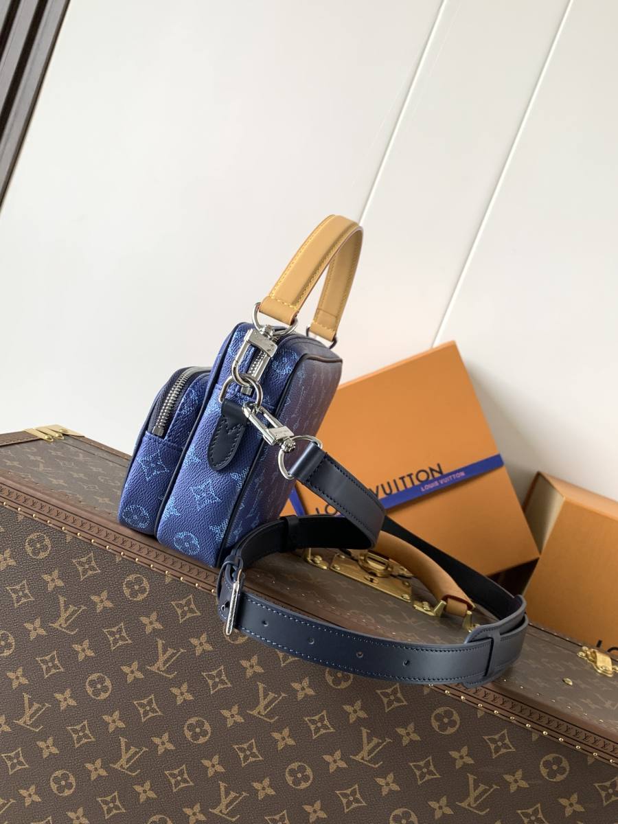Louis Vuitton Nil Messenger M26823 27 x 20 x 7 F7D5