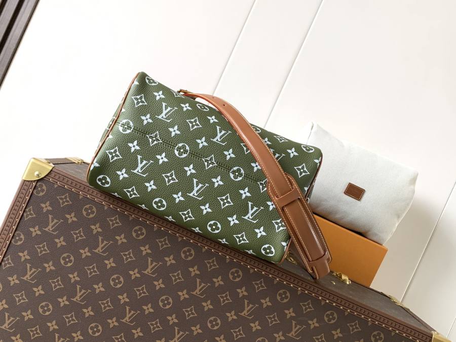 Louis Vuitton OnTheGo GM M14077 41 x 34 x 19 6D99