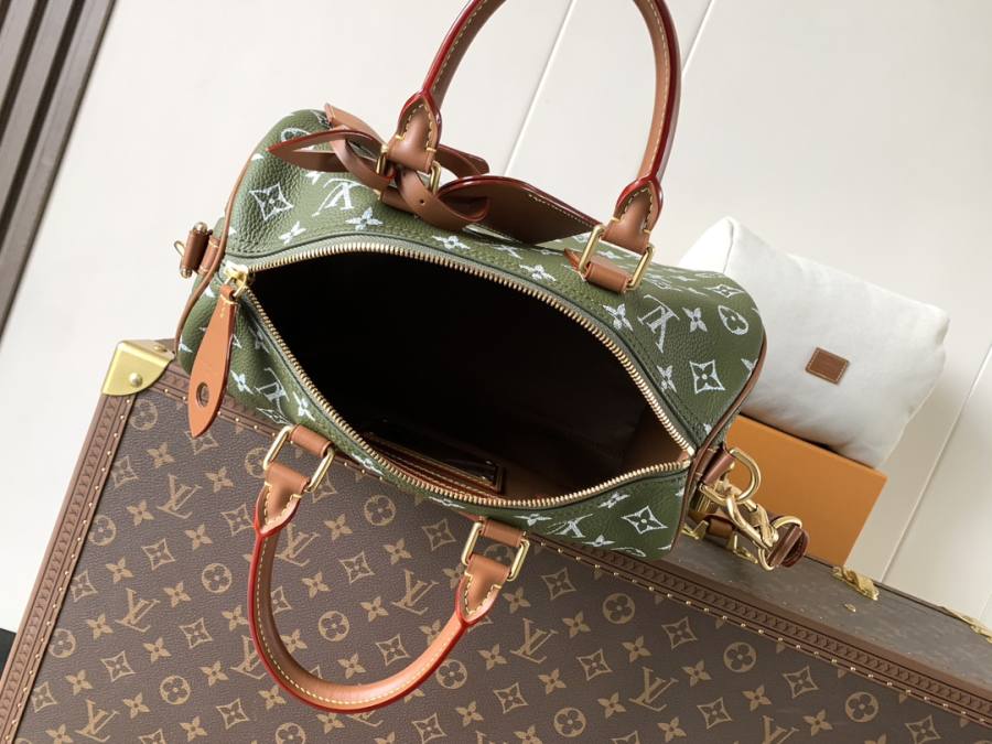 Louis Vuitton OnTheGo GM M14077 41 x 34 x 19 6D99