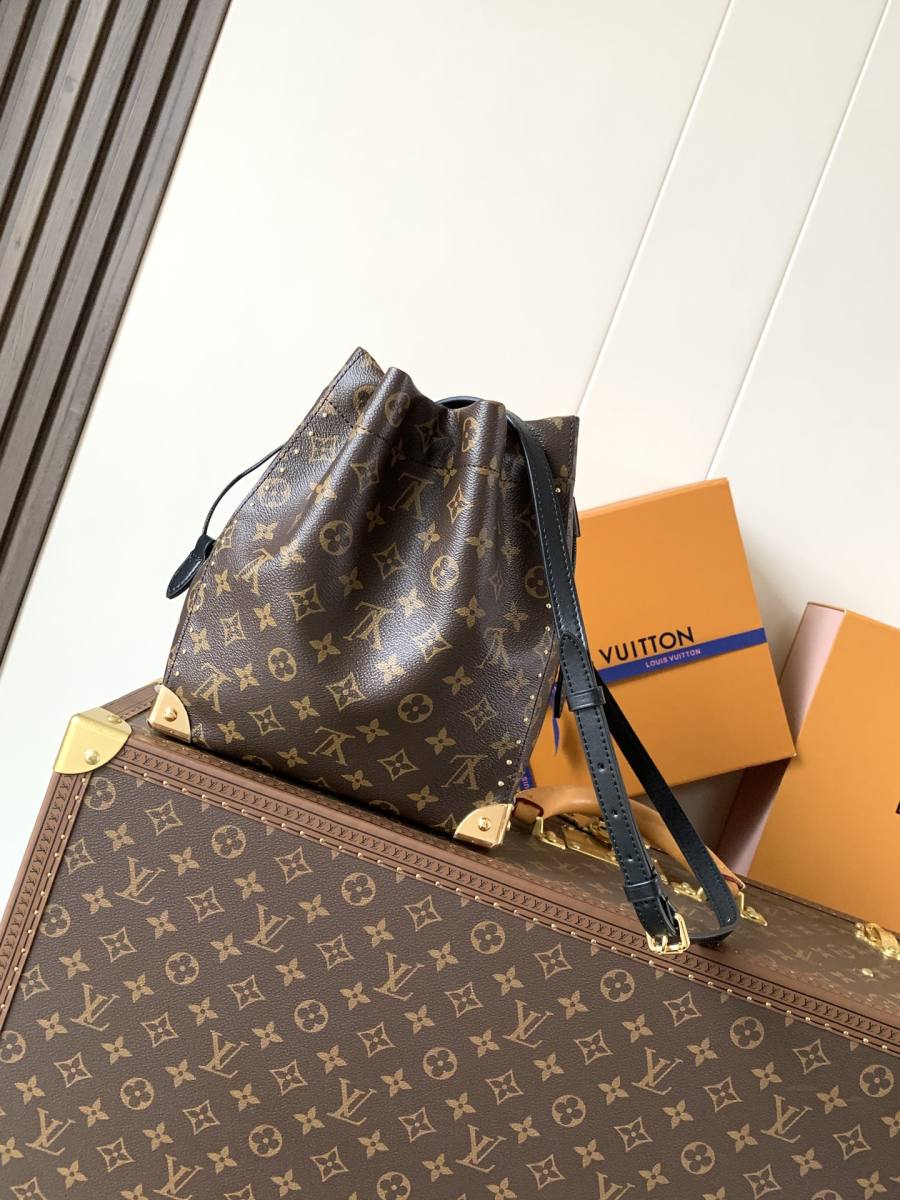 Louis Vuitton Petite Noé M28515 20 x 20 x 14 5183
