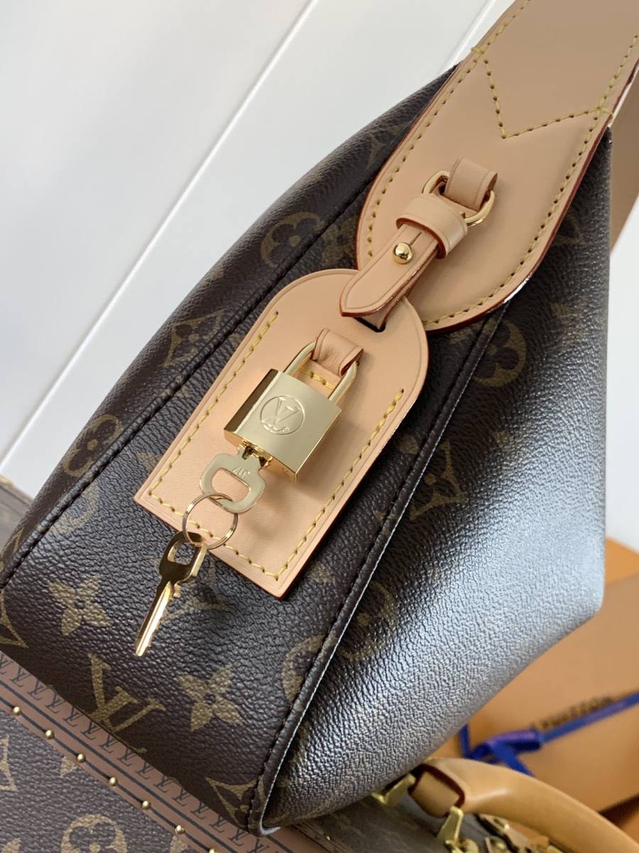 Louis Vuitton Retiro PM M11952 32 x 24 x 15 563A