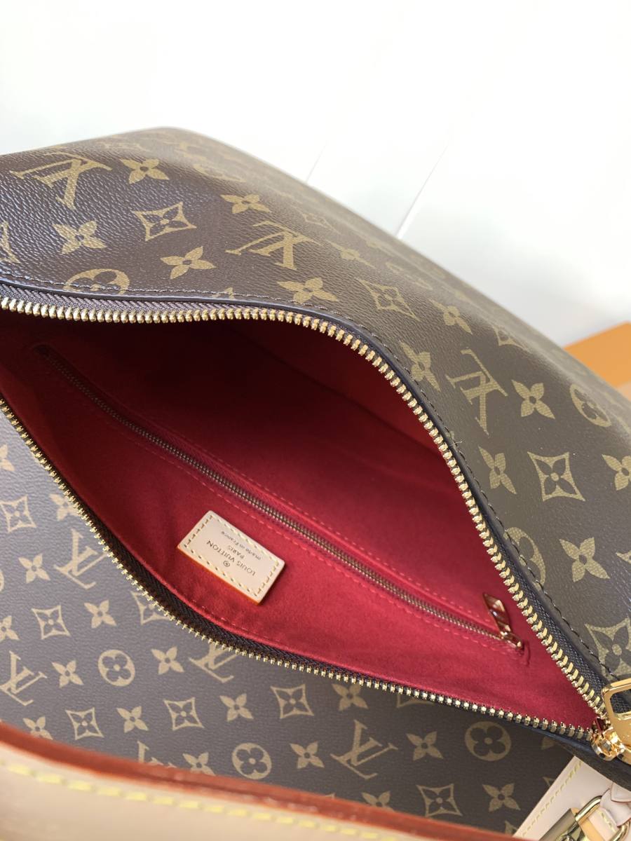 Louis Vuitton Retiro PM M11952 32 x 24 x 15 563A
