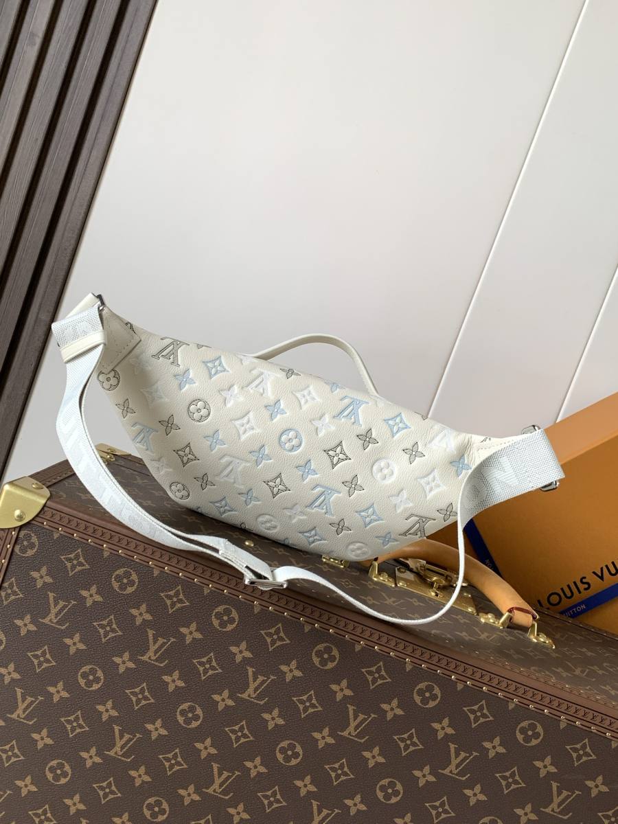 Louis Vuitton Rush Bumbag M28619 37 x 14 x 8 C692