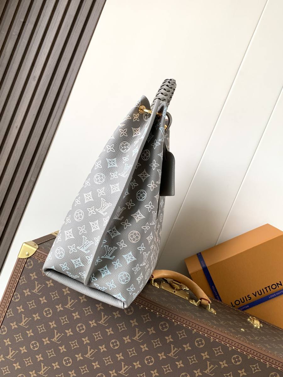 Louis Vuitton Sac Carmel M53188 34 x 27 x 16 DB33