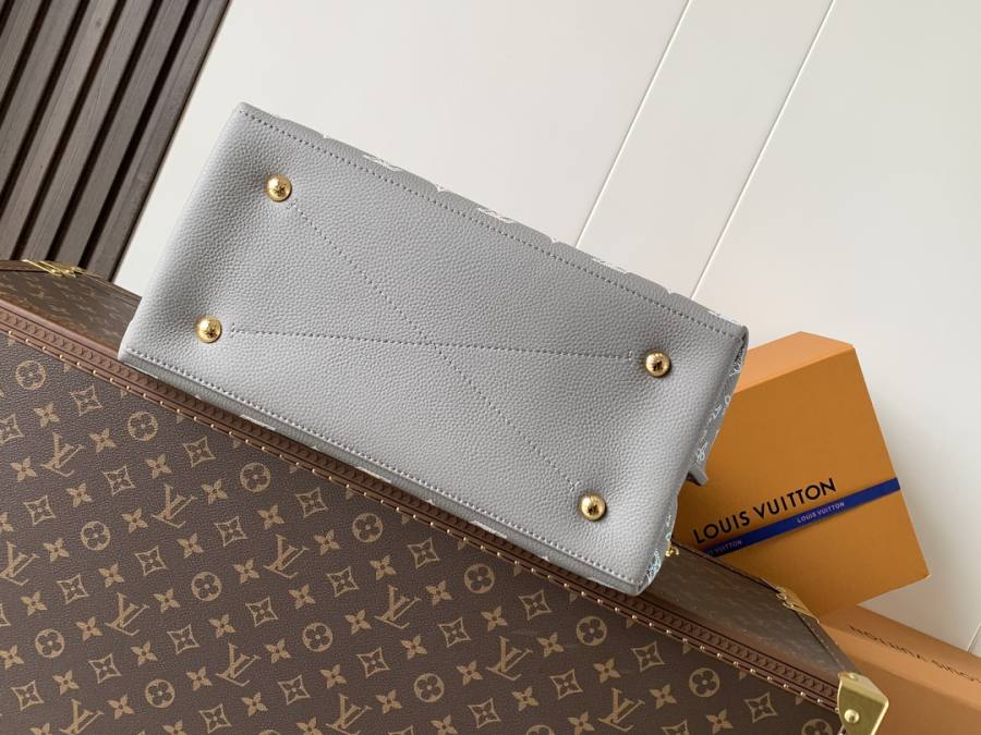 Louis Vuitton Sac Carmel M53188 34 x 27 x 16 DB33