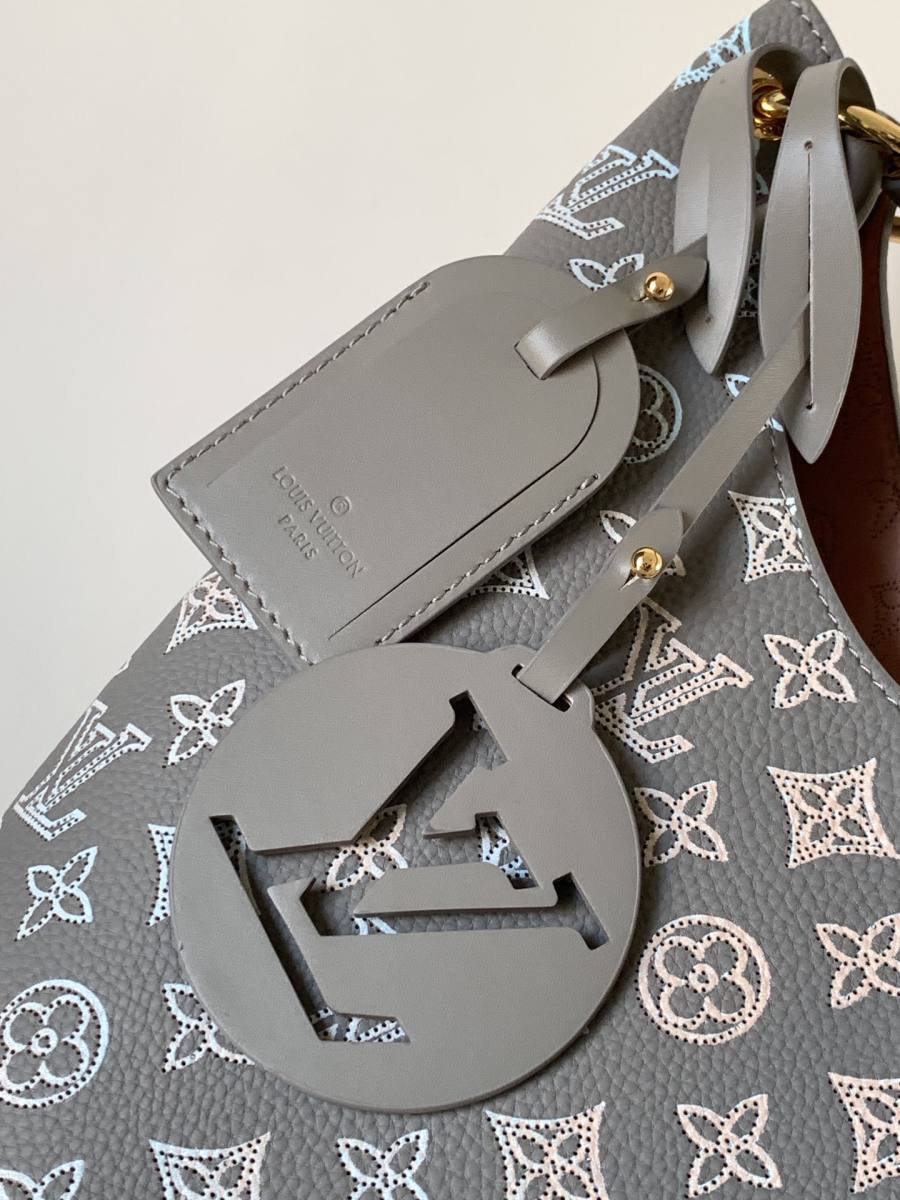 Louis Vuitton Sac Carmel M53188 34 x 27 x 16 DB33