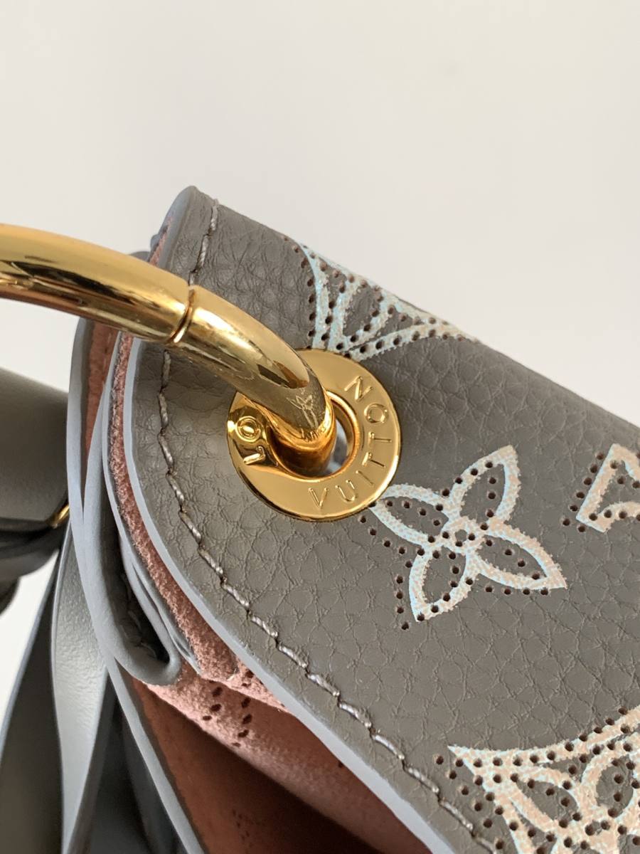 Louis Vuitton Sac Carmel M53188 34 x 27 x 16 DB33
