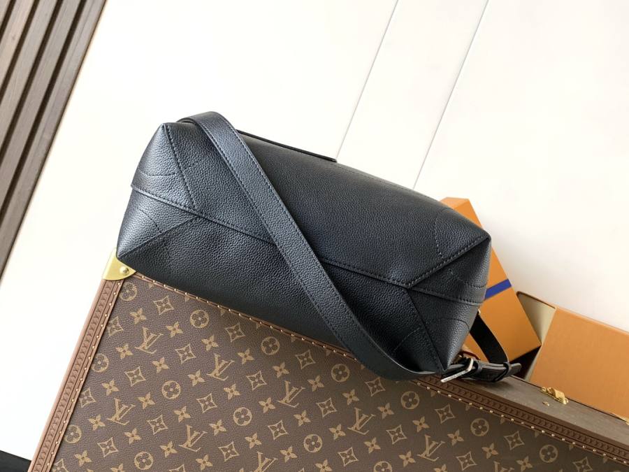 Louis Vuitton Steamer 30 M27061 30 x 22 x 13 7E17