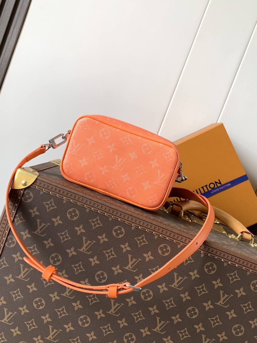 Louis Vuitton Trocadéro Mini M26825 18 x 13 x 8 D428