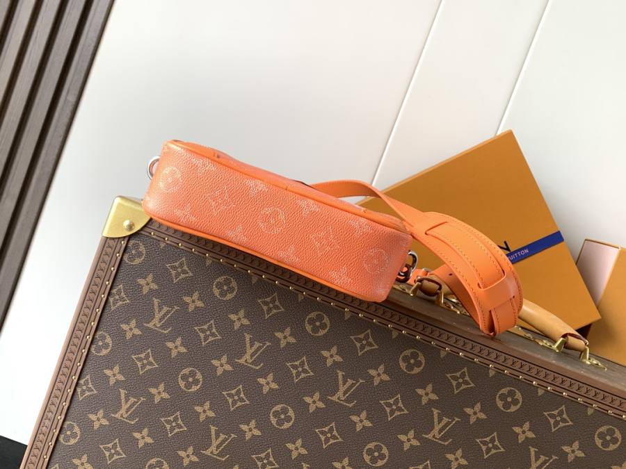 Louis Vuitton Trocadéro Mini M26825 18 x 13 x 8 D428